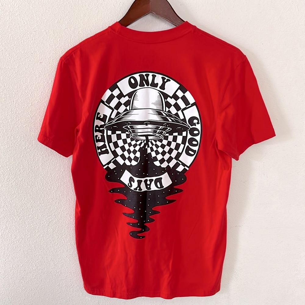 Trust The Universe Alien Shirt Unisex Spaceship Sz Medium Gift